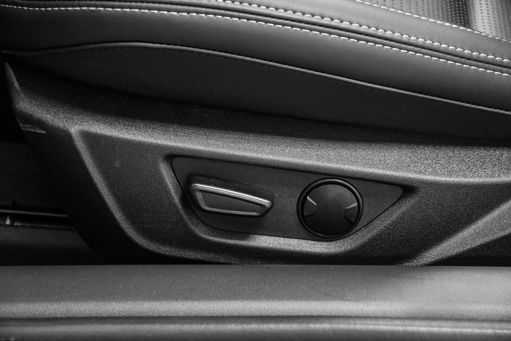 2026 Ford Mustang convertible in Brossard, Quebec - 18 - w1024h768px
