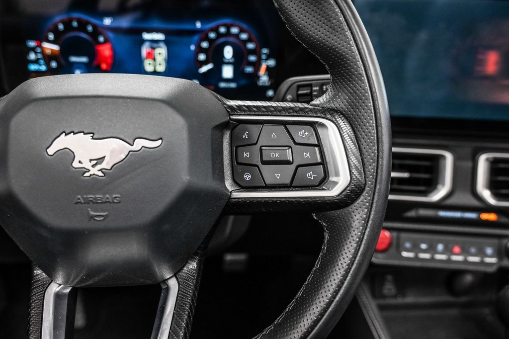 2026 Ford Mustang convertible PREMIUM | ECOBOOST | LIQUIDATION DÉMO 1.99% | in Brossard, Quebec - 21 - w1024h768px