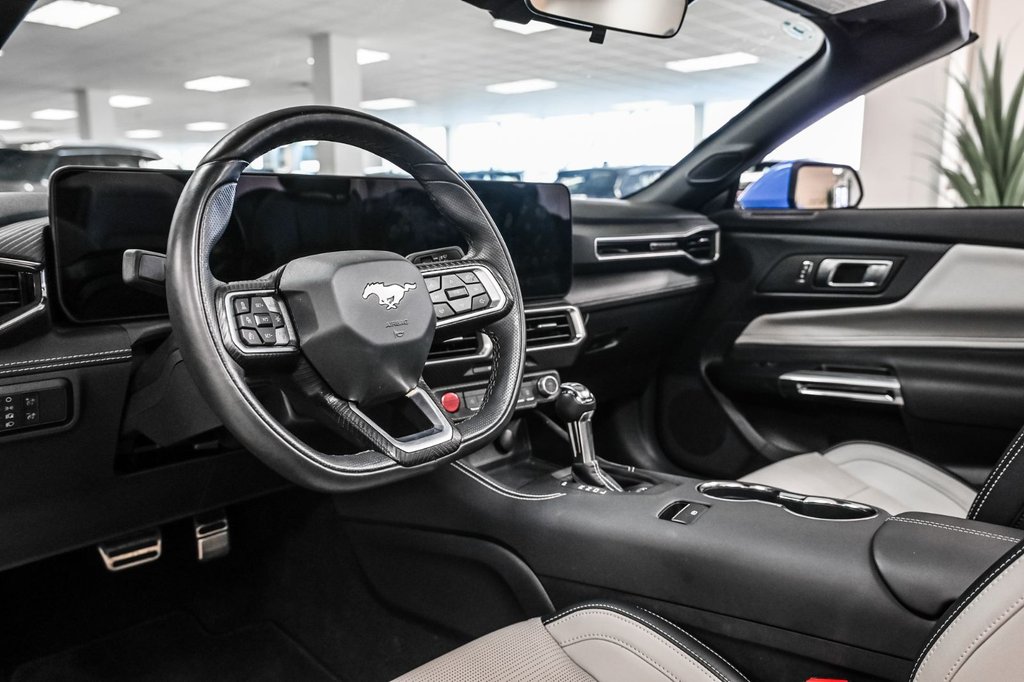 2026 Ford Mustang convertible PREMIUM | ECOBOOST | LIQUIDATION DÉMO 1.99% | in Brossard, Quebec - 17 - w1024h768px