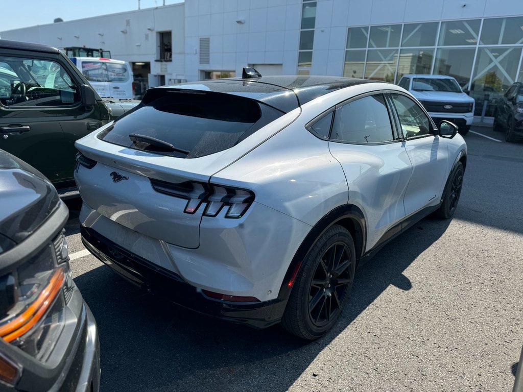 2021 Ford Mustang Mach-E in Brossard, Quebec - 3 - w1024h768px