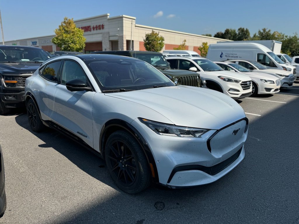 2021 Ford Mustang Mach-E in Brossard, Quebec - 2 - w1024h768px