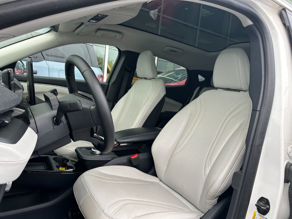 2021 Ford Mustang Mach-E in Brossard, Quebec - 11 - w1024h768px