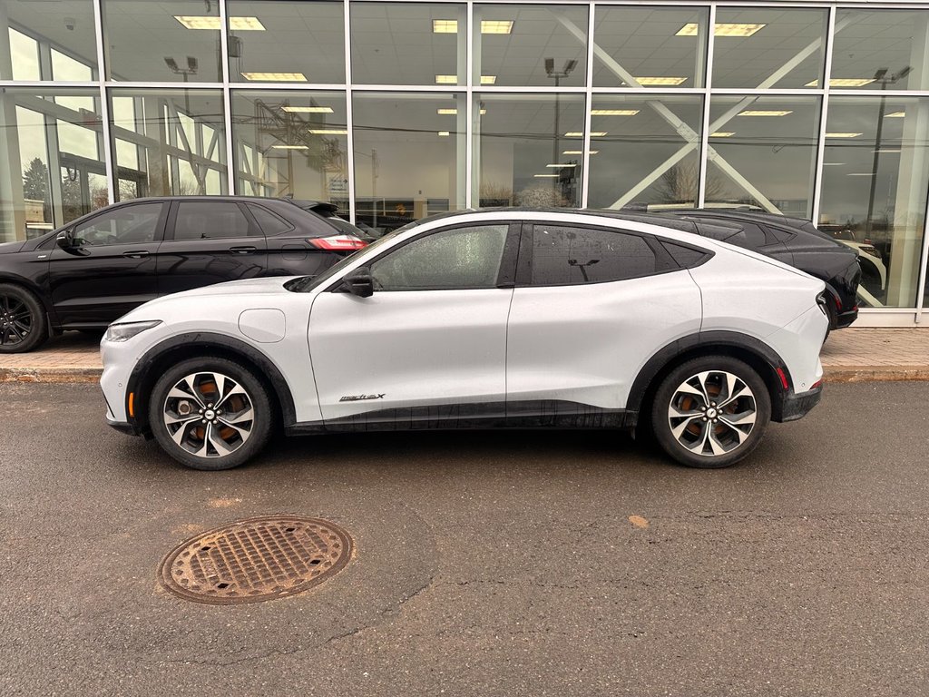 2021 Ford Mustang Mach-E in Brossard, Quebec - 5 - w1024h768px