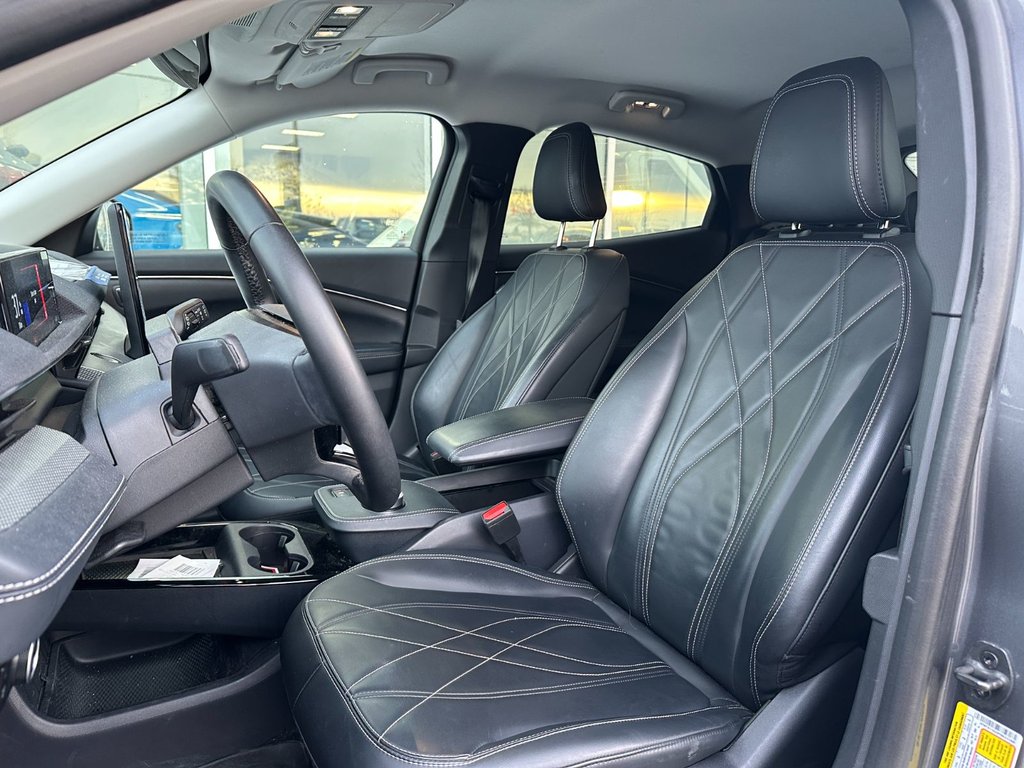 2023 Ford Mustang Mach-E in Brossard, Quebec - 11 - w1024h768px