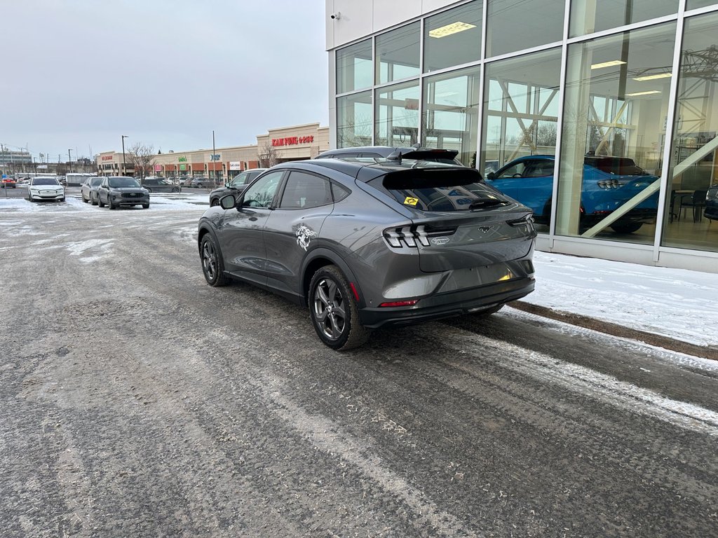2023 Ford Mustang Mach-E in Brossard, Quebec - 7 - w1024h768px