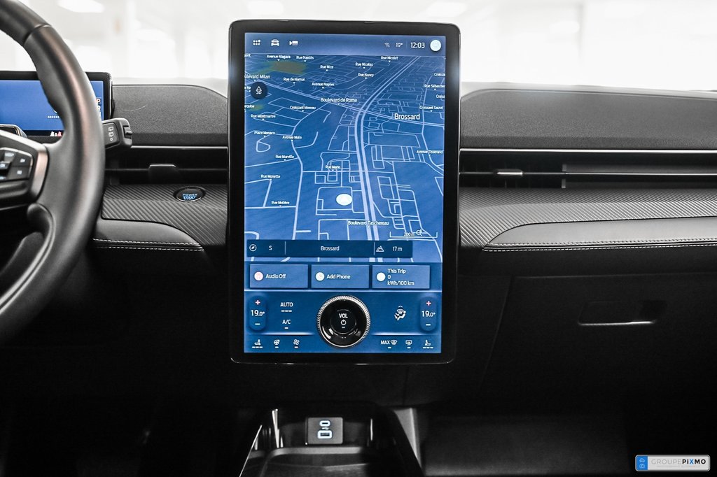 2024 Ford Mustang Mach-E in Brossard, Quebec - 32 - w1024h768px