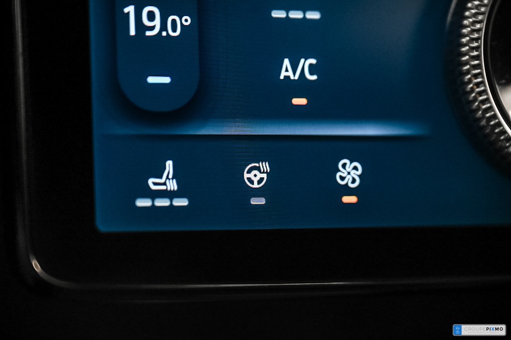 2024 Ford Mustang Mach-E in Brossard, Quebec - 28 - w1024h768px