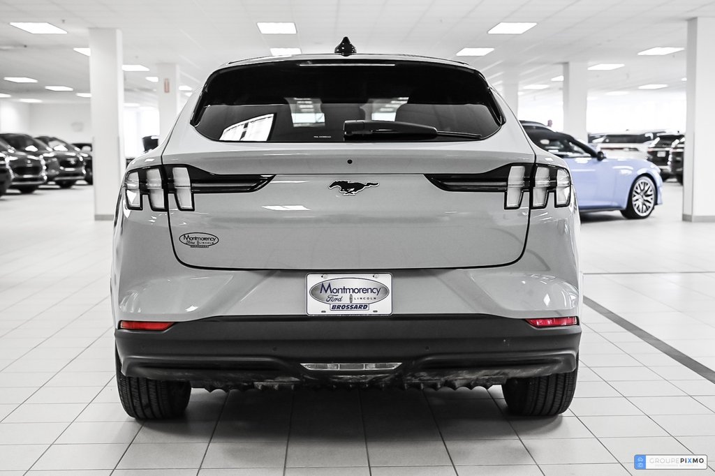 Ford Mustang Mach-E  2025 à Brossard, Québec - 8 - w1024h768px