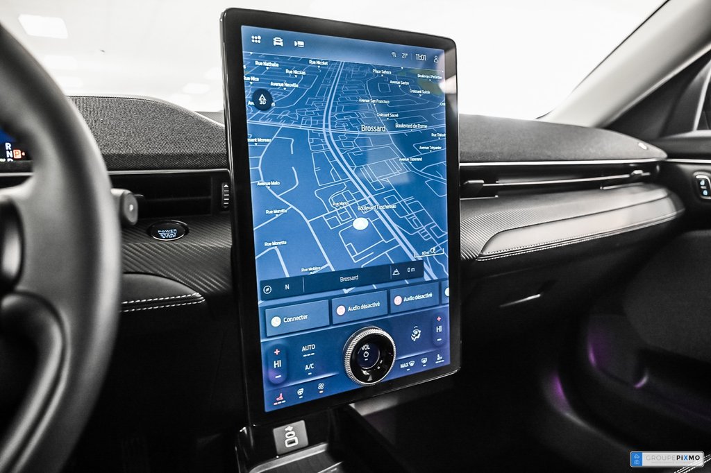 Ford Mustang Mach-E  2025 à Brossard, Québec - 28 - w1024h768px