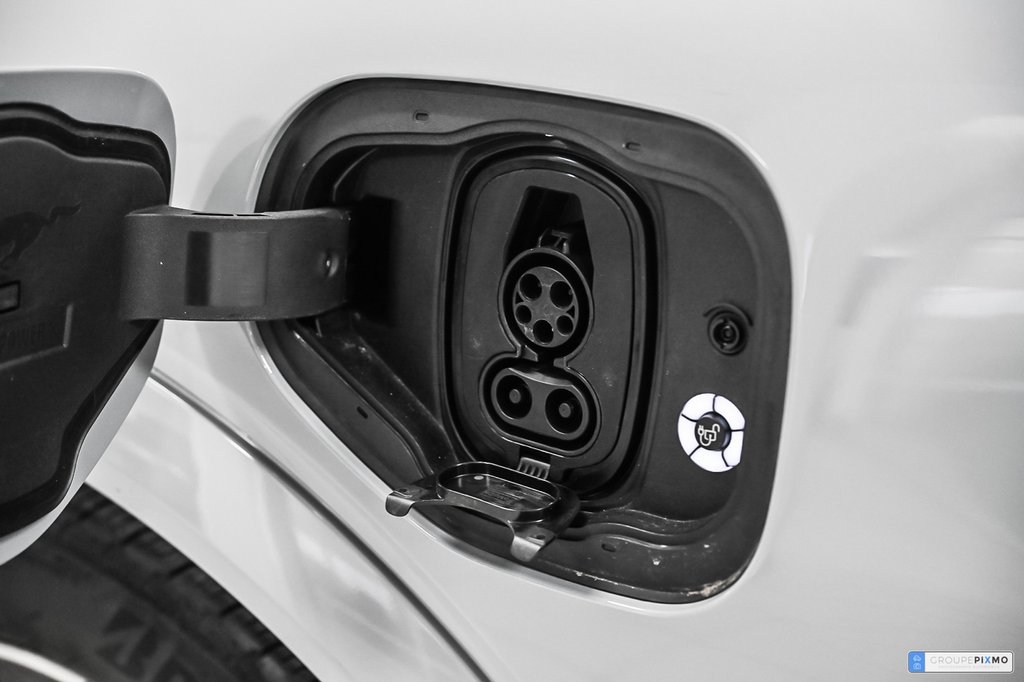 Ford Mustang Mach-E  2025 à Brossard, Québec - 16 - w1024h768px