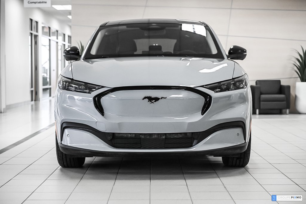 Ford Mustang Mach-E  2025 à Brossard, Québec - 2 - w1024h768px