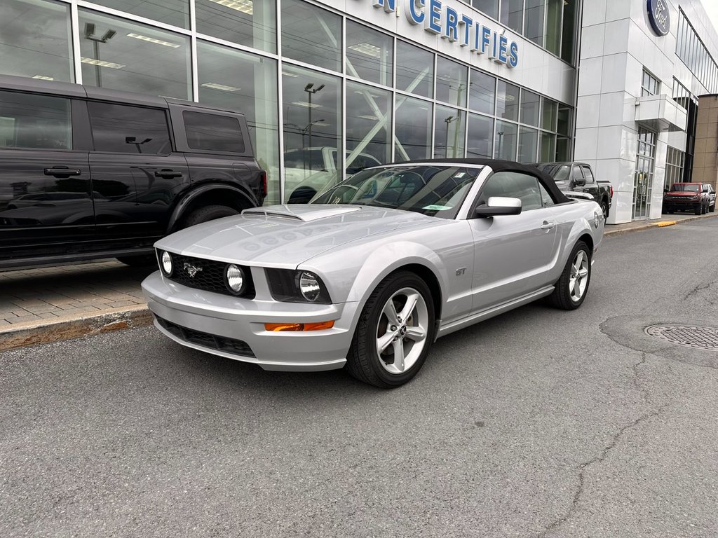2007 Ford Mustang convertible GT | EXCELLENTE CONDITION | 4.6L V8 | AUTOMATIQUE in Brossard, Quebec - 1 - w1024h768px