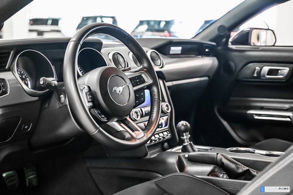 2022 Ford Mustang in Brossard, Quebec - 18 - w1024h768px