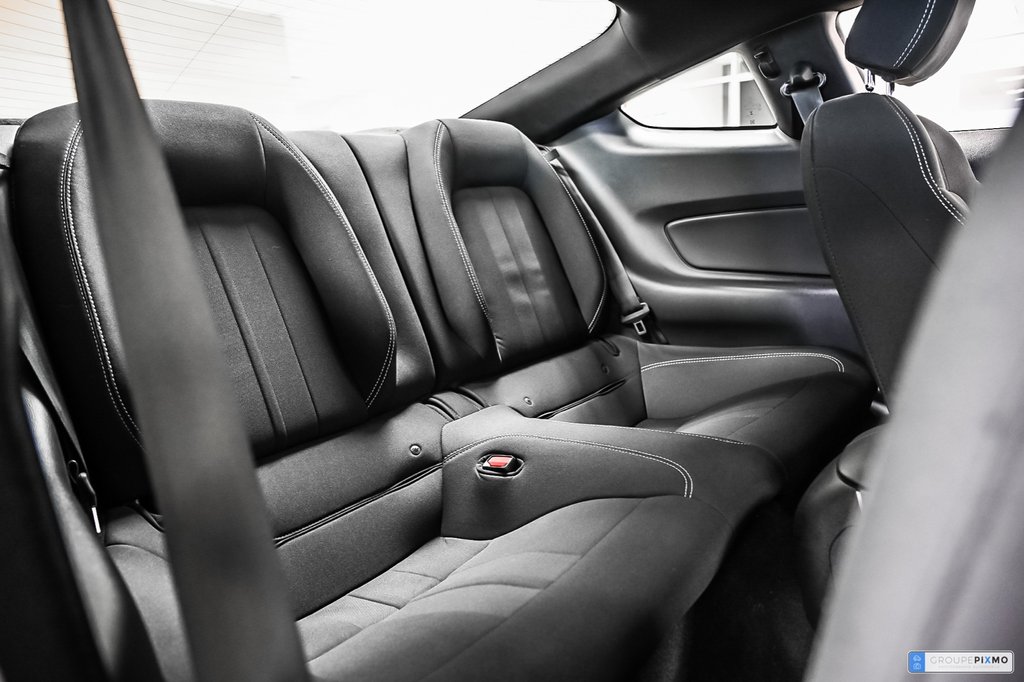 2022 Ford Mustang in Brossard, Quebec - 30 - w1024h768px