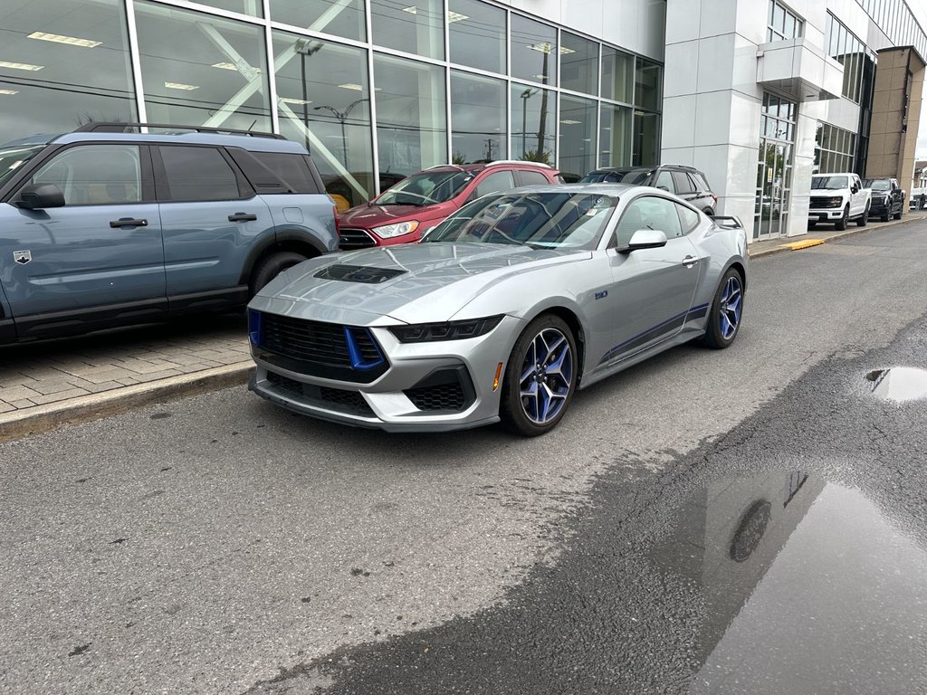 Ford Mustang  2025 à Brossard, Québec - 1 - w1024h768px