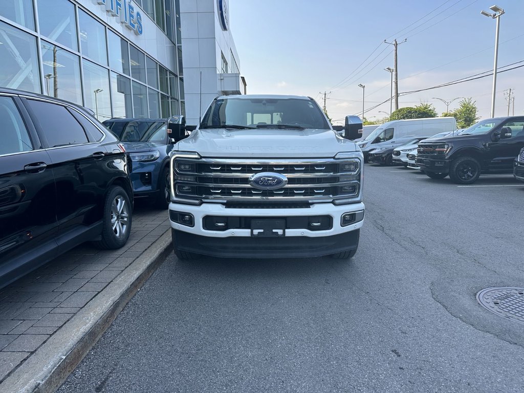 2023 Ford Super Duty F-250 SRW in Brossard, Quebec - 3 - w1024h768px