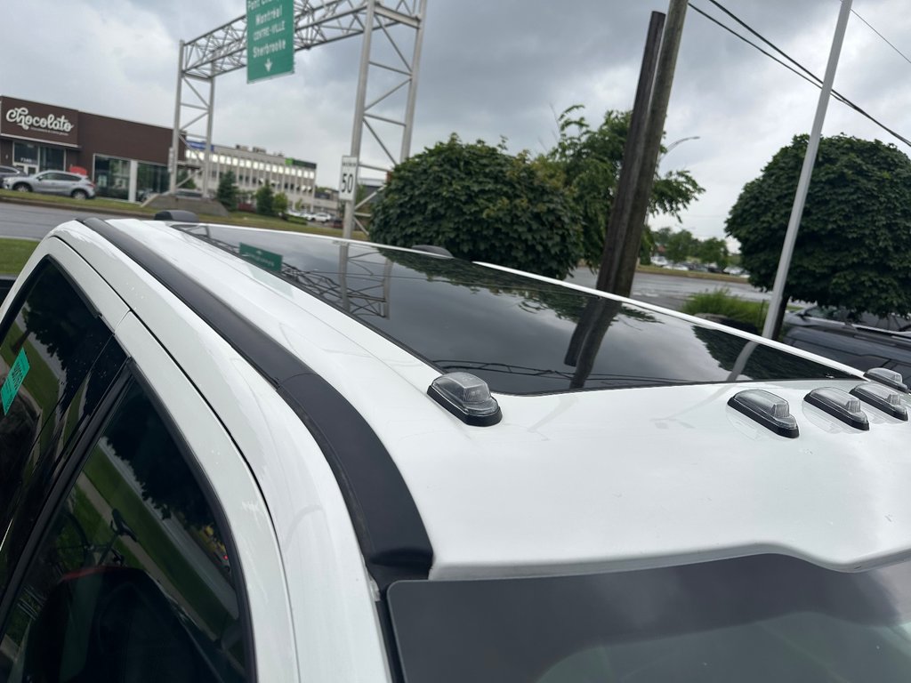 2023 Ford Super Duty F-250 SRW in Brossard, Quebec - 7 - w1024h768px