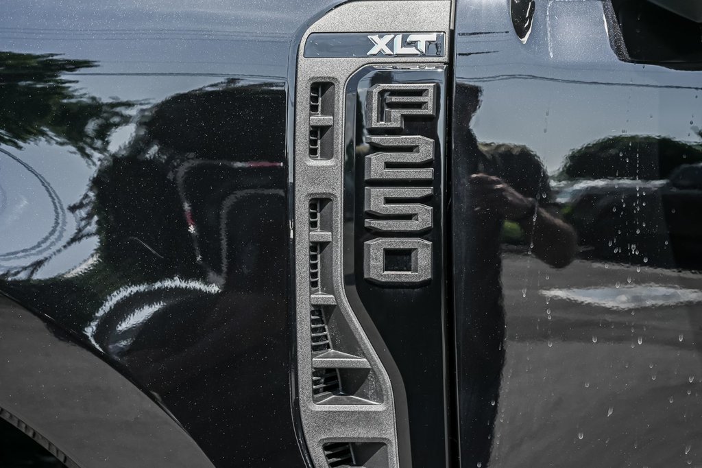 Ford Super Duty F-250 SRW  2026 à Brossard, Québec - 15 - w1024h768px
