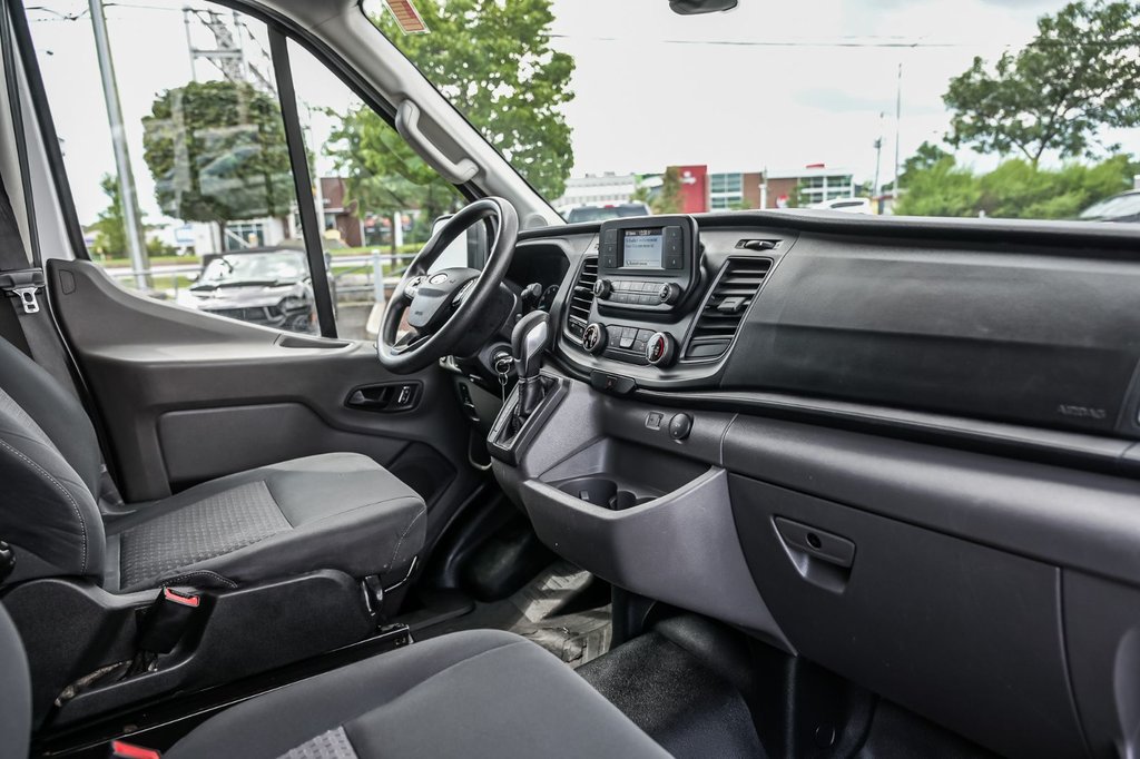2024 Ford Transit Cargo Van in Brossard, Quebec - 31 - w1024h768px