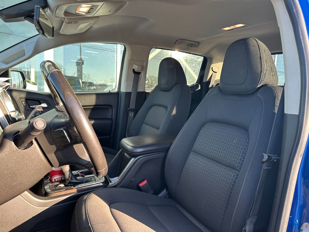 GMC Canyon SLE 4WD | V6 3.6L | SIÈGES CHAUFFFANTS | 2018 à Brossard, Québec - 11 - w1024h768px