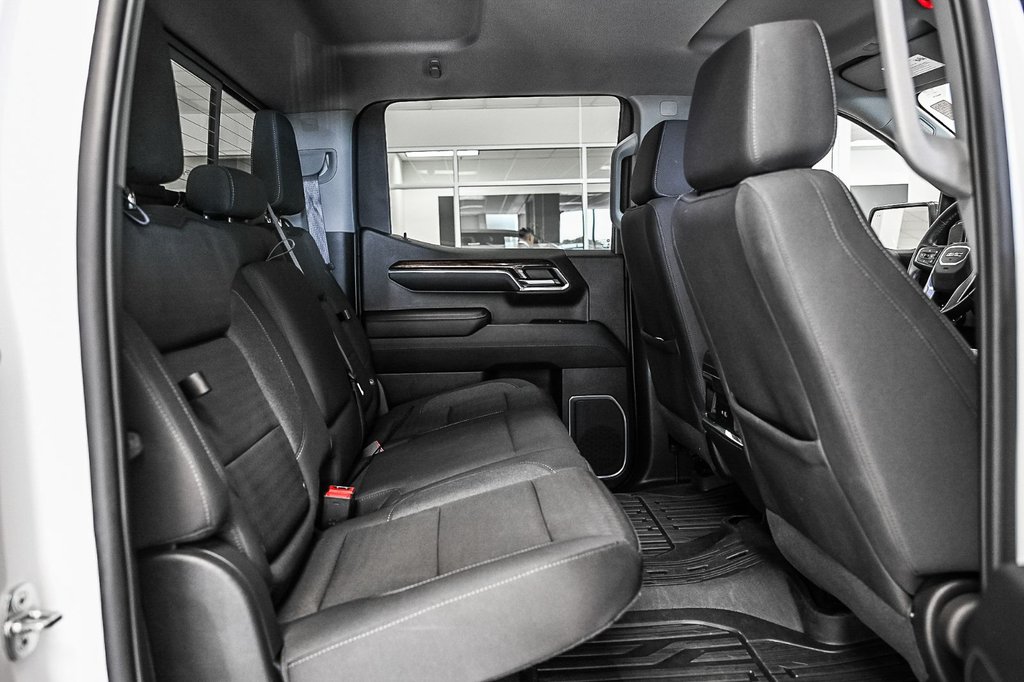 GMC Sierra 1500 ELEVATION | BLACK PACK |  5.3 V8 | PACK X3 | 2023 à Brossard, Québec - 30 - w1024h768px