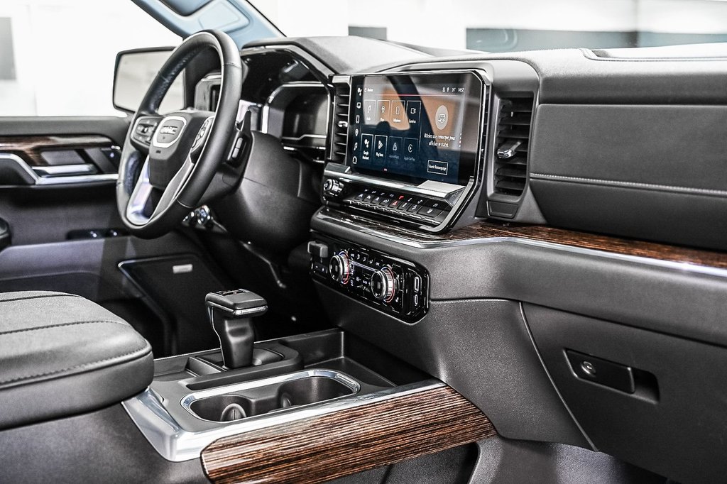 GMC Sierra 1500 ELEVATION | BLACK PACK |  5.3 V8 | PACK X3 | 2023 à Brossard, Québec - 37 - w1024h768px