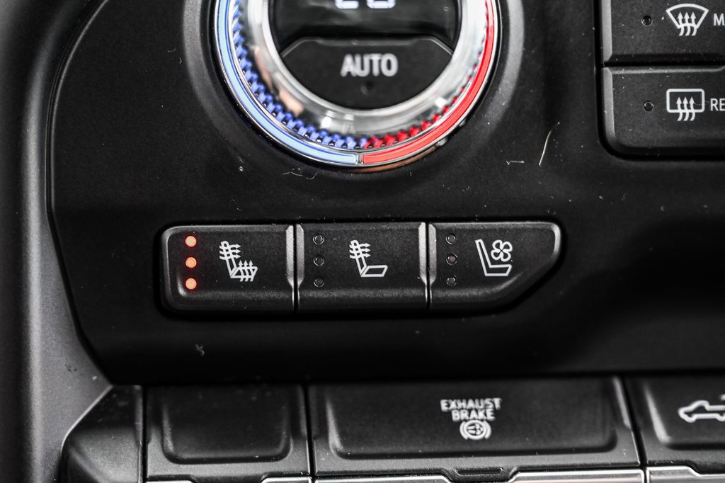2023 GMC Sierra 2500HD in Brossard, Quebec - 32 - w1024h768px
