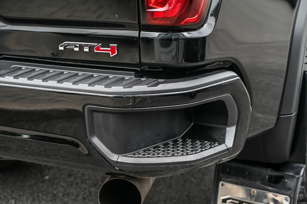 2023 GMC Sierra 2500HD in Brossard, Quebec - 20 - w1024h768px