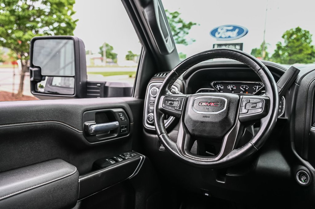 2023 GMC Sierra 2500HD in Brossard, Quebec - 39 - w1024h768px