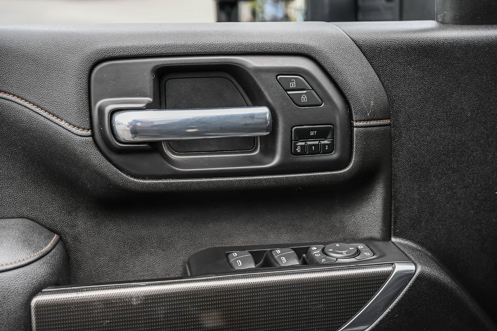 2023 GMC Sierra 2500HD in Brossard, Quebec - 23 - w1024h768px