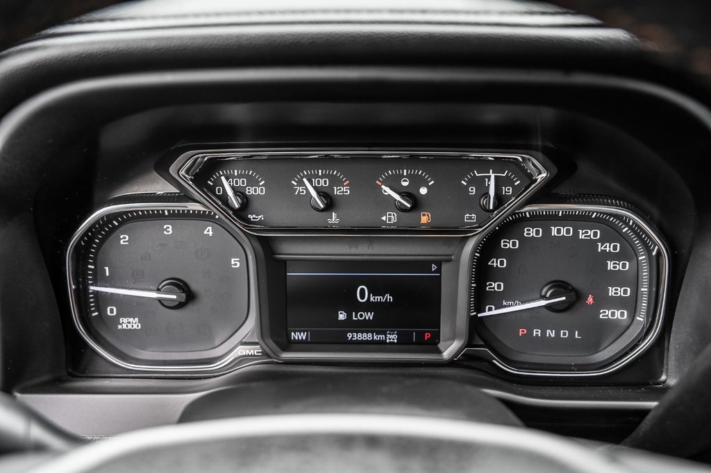 2023 GMC Sierra 2500HD in Brossard, Quebec - 28 - w1024h768px