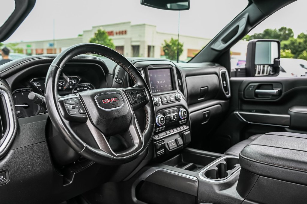 2023 GMC Sierra 2500HD in Brossard, Quebec - 22 - w1024h768px