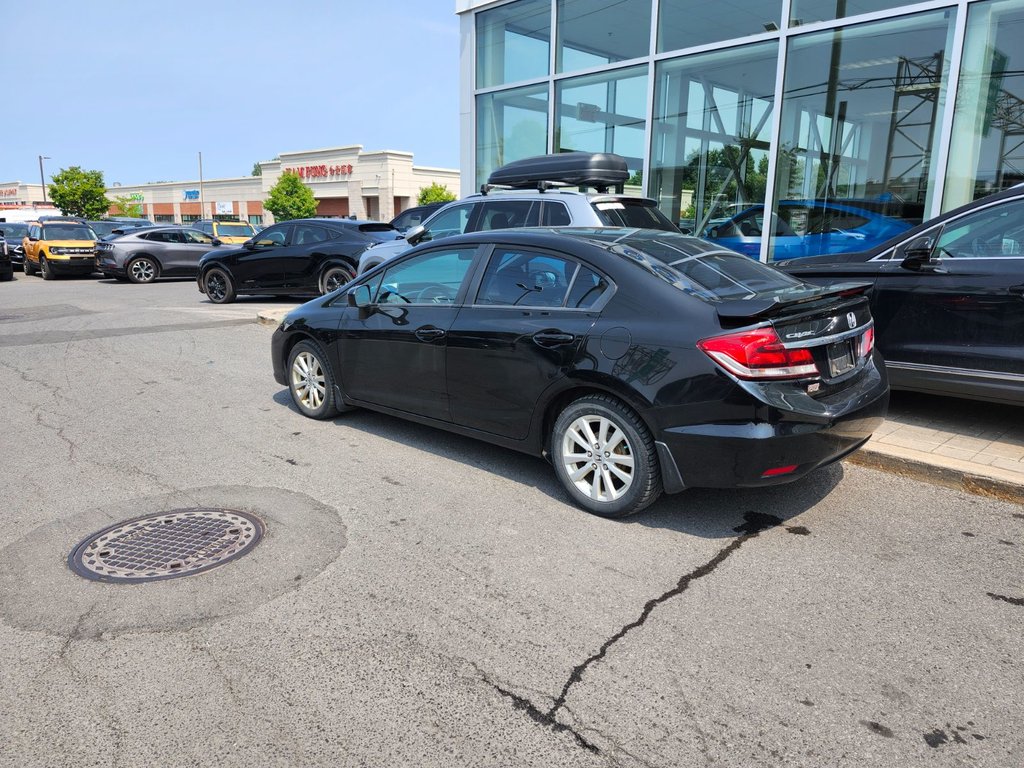 2014 Honda Civic Sedan in Brossard, Quebec - 7 - w1024h768px