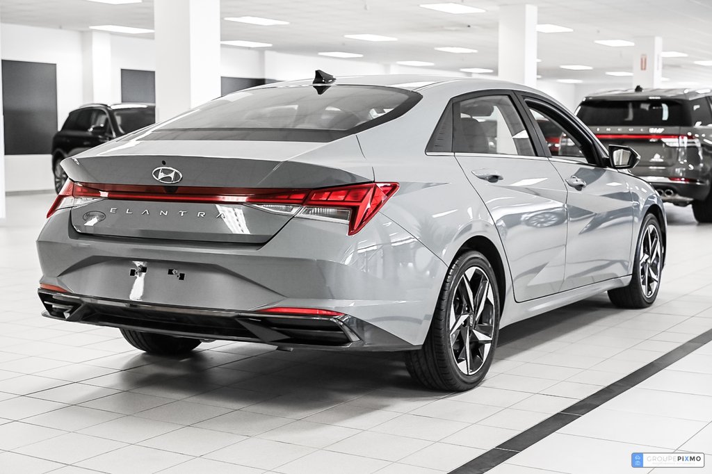 2023 Hyundai Elantra in Brossard, Quebec - 2 - w1024h768px