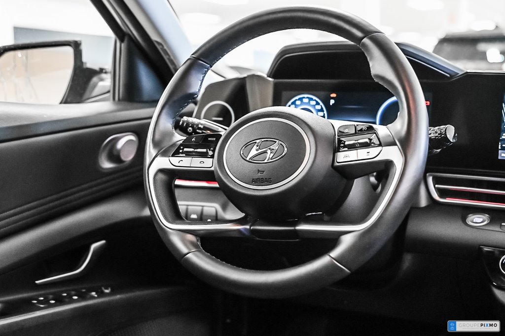 2023 Hyundai Elantra in Brossard, Quebec - 27 - w1024h768px