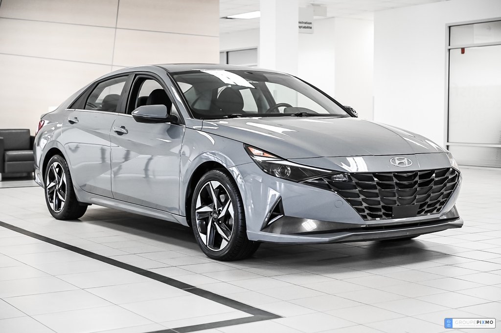 2023 Hyundai Elantra in Brossard, Quebec - 1 - w1024h768px