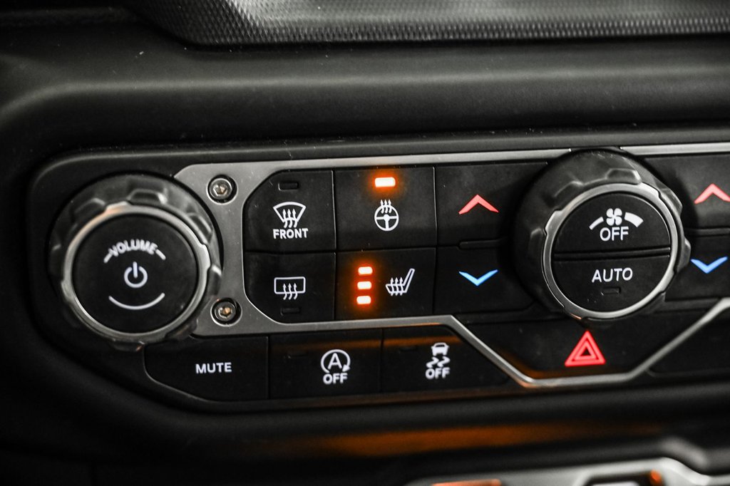 2021 Jeep Wrangler in Brossard, Quebec - 27 - w1024h768px