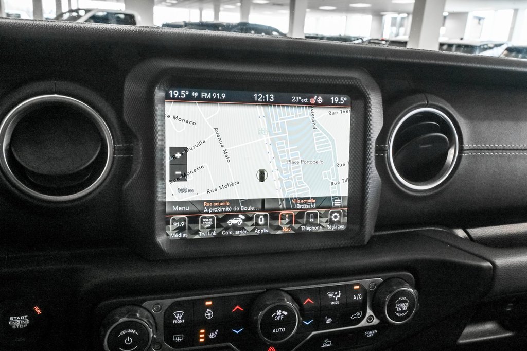 2021 Jeep Wrangler in Brossard, Quebec - 30 - w1024h768px