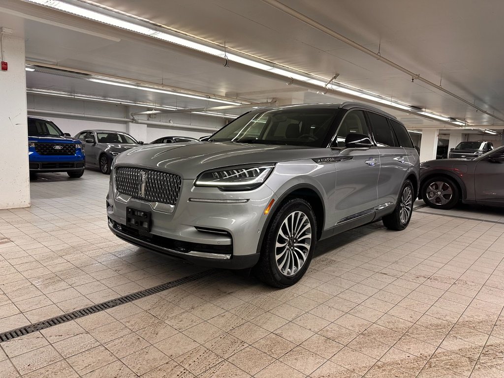 2022 Lincoln Aviator in Brossard, Quebec - 1 - w1024h768px