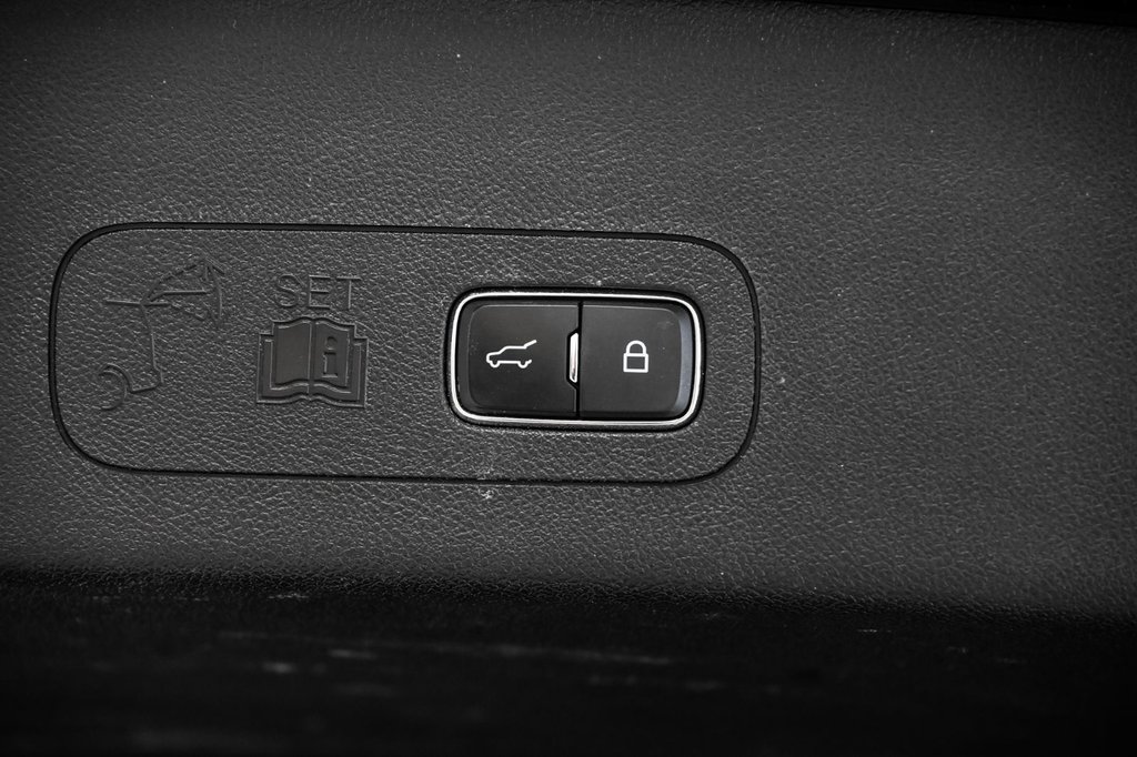 2023 Lincoln Aviator Reserve | V6 3.0L | JETPACK | TOIT PANO | TOWPACK in Brossard, Quebec - 20 - w1024h768px
