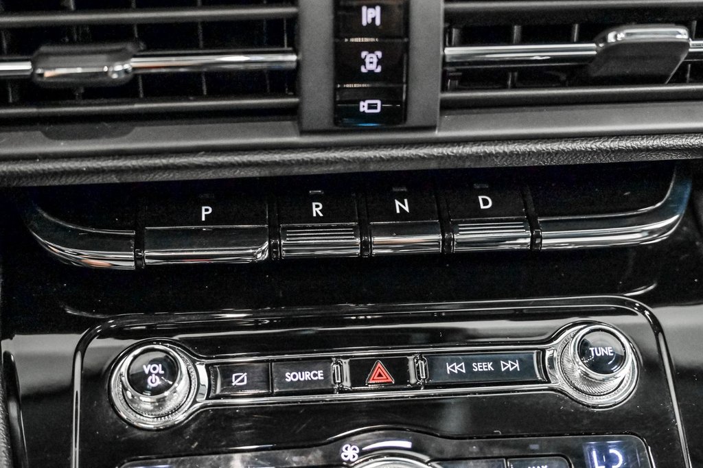 2020 Lincoln Corsair in Brossard, Quebec - 28 - w1024h768px