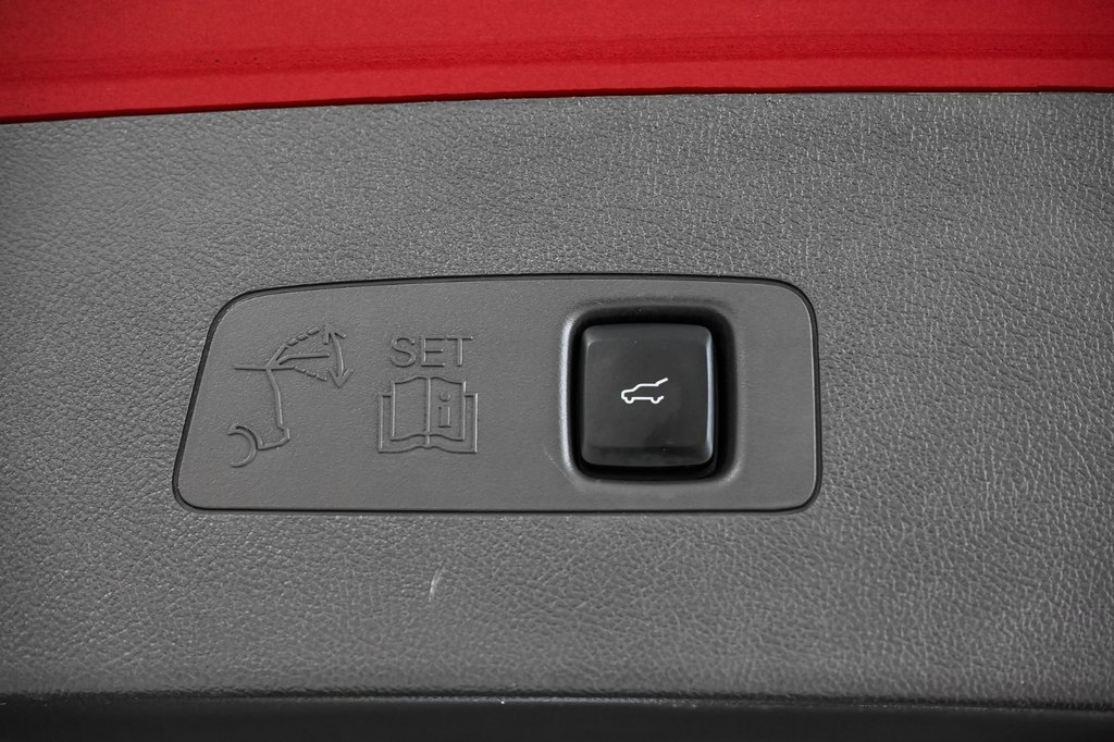 2023 Lincoln Corsair in Brossard, Quebec - 18 - w1024h768px