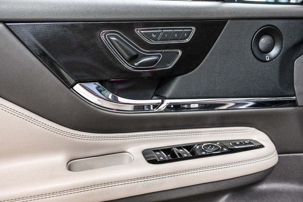 2023 Lincoln Corsair in Brossard, Quebec - 22 - w1024h768px