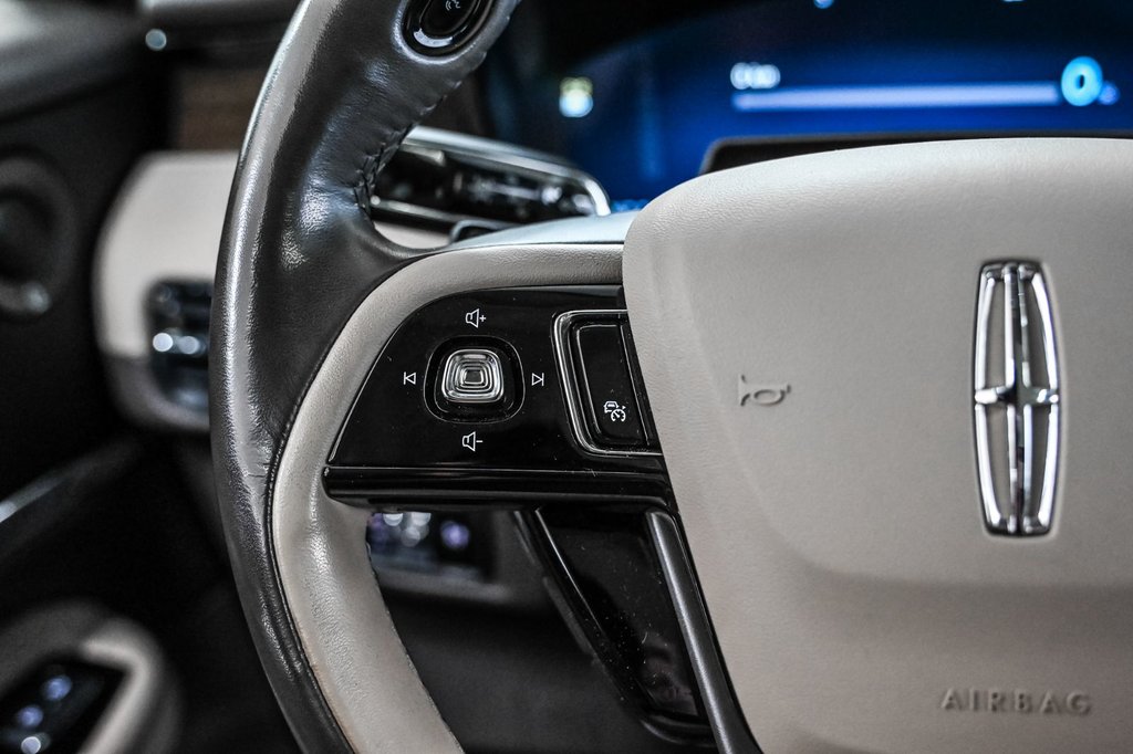 2023 Lincoln Corsair in Brossard, Quebec - 23 - w1024h768px