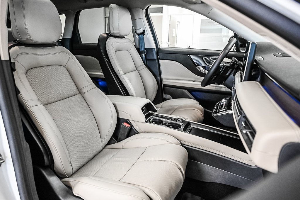 2026 Lincoln Corsair in Brossard, Quebec - 33 - w1024h768px