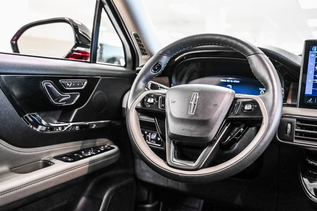 Lincoln Corsair  2026 à Brossard, Québec - 33 - w1024h768px