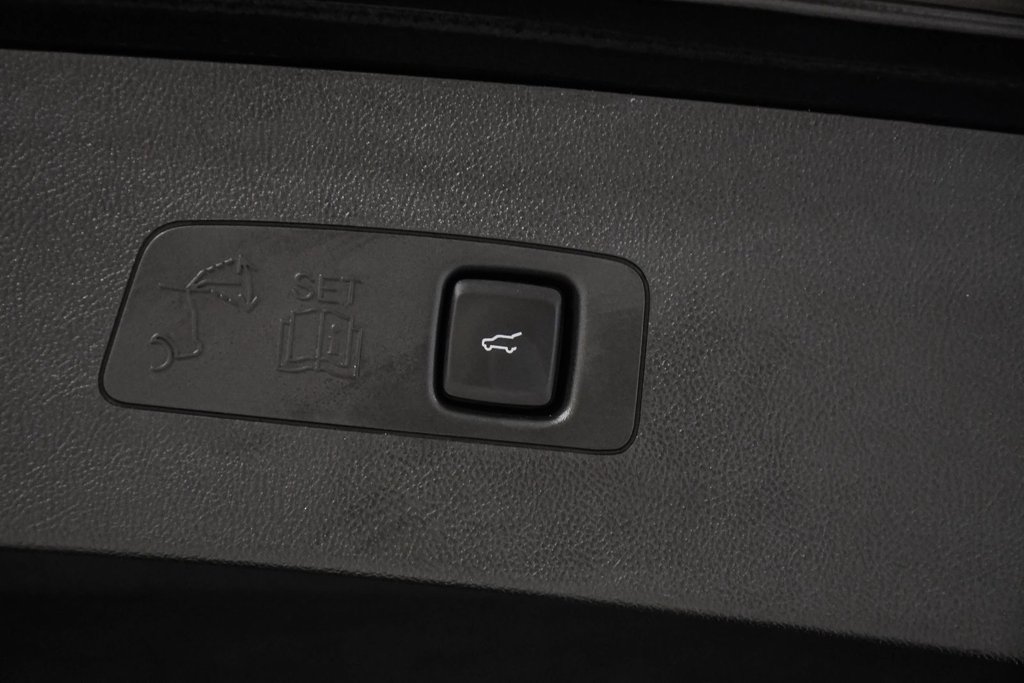 Lincoln Corsair  2026 à Brossard, Québec - 34 - w1024h768px
