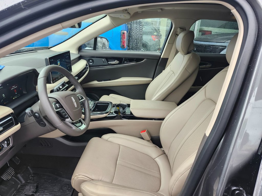 2023 Lincoln NAUTILUS in Brossard, Quebec - 9 - w1024h768px