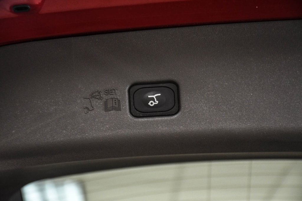 2024 Lincoln Nautilus in Brossard, Quebec - 34 - w1024h768px
