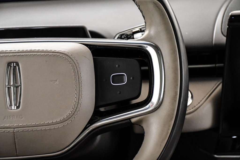 2024 Lincoln Nautilus in Brossard, Quebec - 29 - w1024h768px